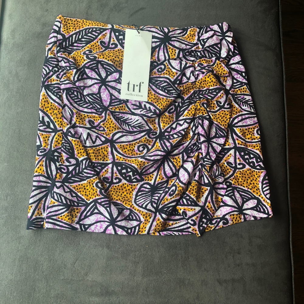 Zara Color Contrast Mini Skirt